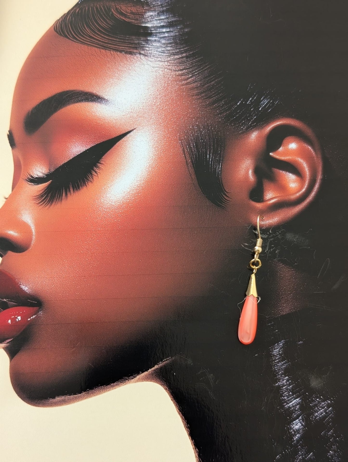 Coral Glow Teardrop